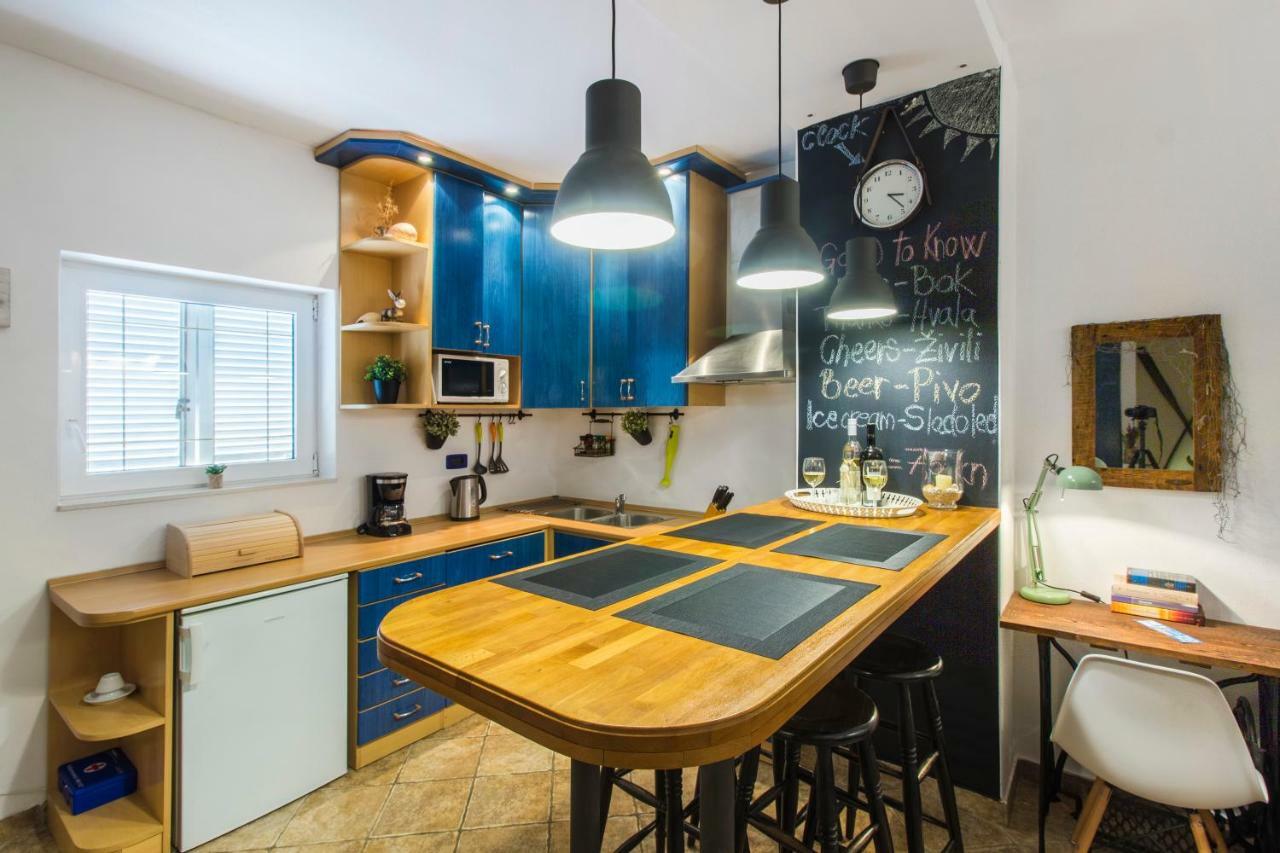 House-apartment Apartment Tribunj (Sibenik-Knin)
